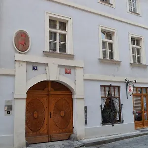 Hotel U Cervene Zidle - Red Chair, Praha
