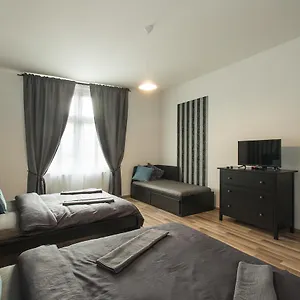 Neklanova Hotel apartamentowy